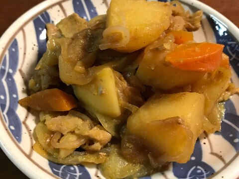 牛肉の代わりに豚肉で♪カレー風味肉じゃが